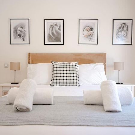 Syntagma Square, 60Sqm Dream Suite Athens Luaran gambar