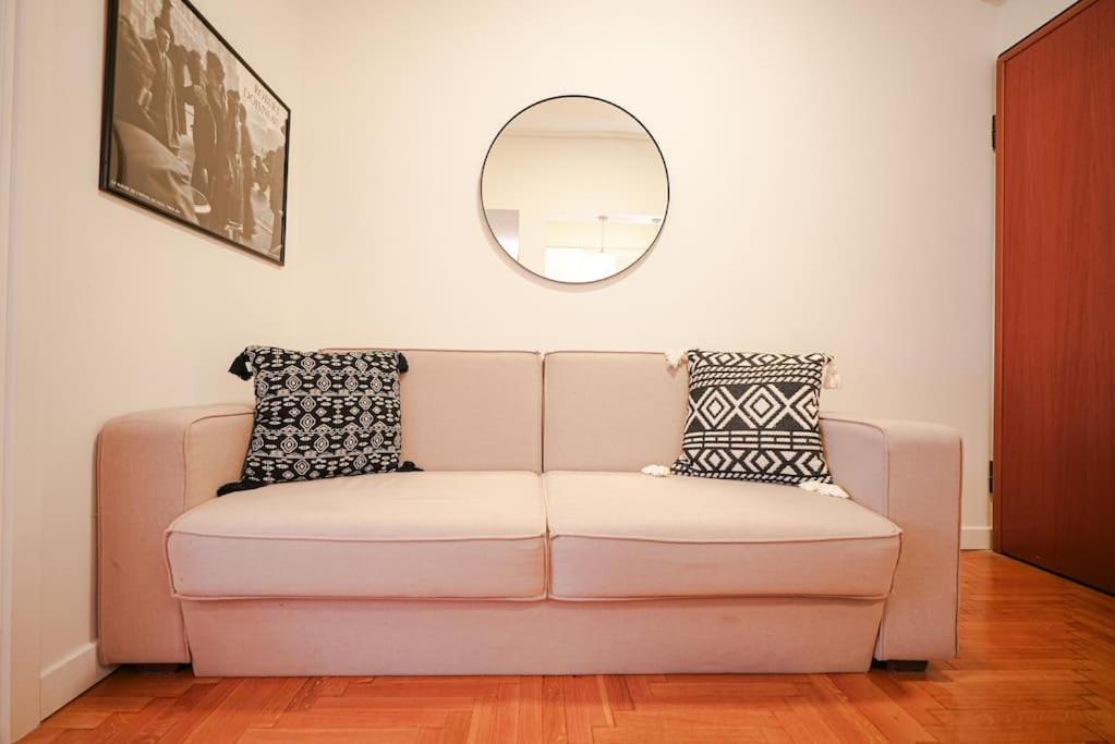 Syntagma Square, 60Sqm Dream Suite Athens Luaran gambar