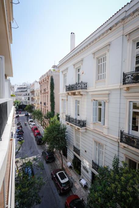 Syntagma Square, 60Sqm Dream Suite Athens Luaran gambar